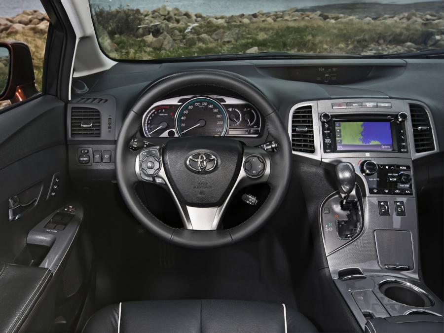  Toyota Venza 2012 года  (CIS) (фото 4 из 30)